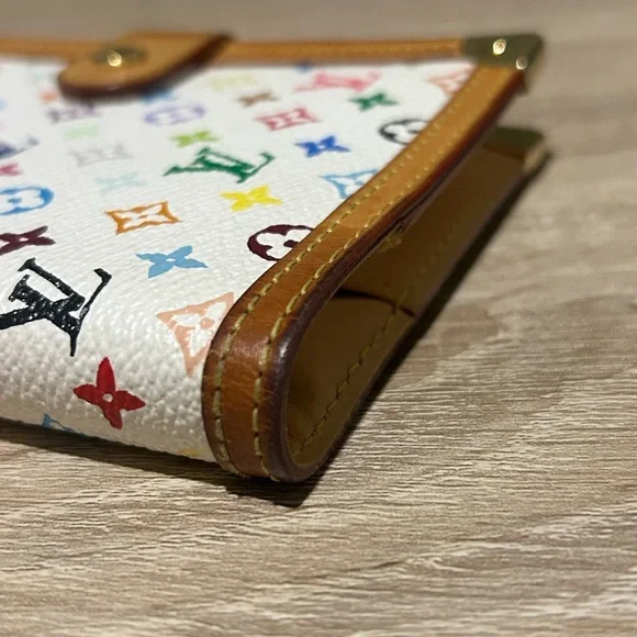 Authentic Louis Vuitton Murakami Agenda - Picture 5 of 13